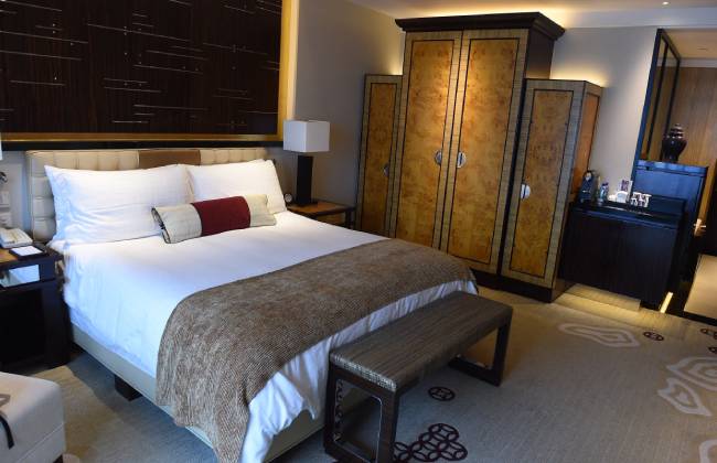 华天酒店托管8家酒店 业绩连亏三年如何走出“中年危机”?