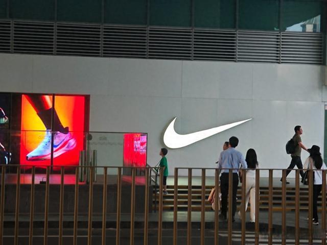 国际运动品牌耐克再攻女性市场